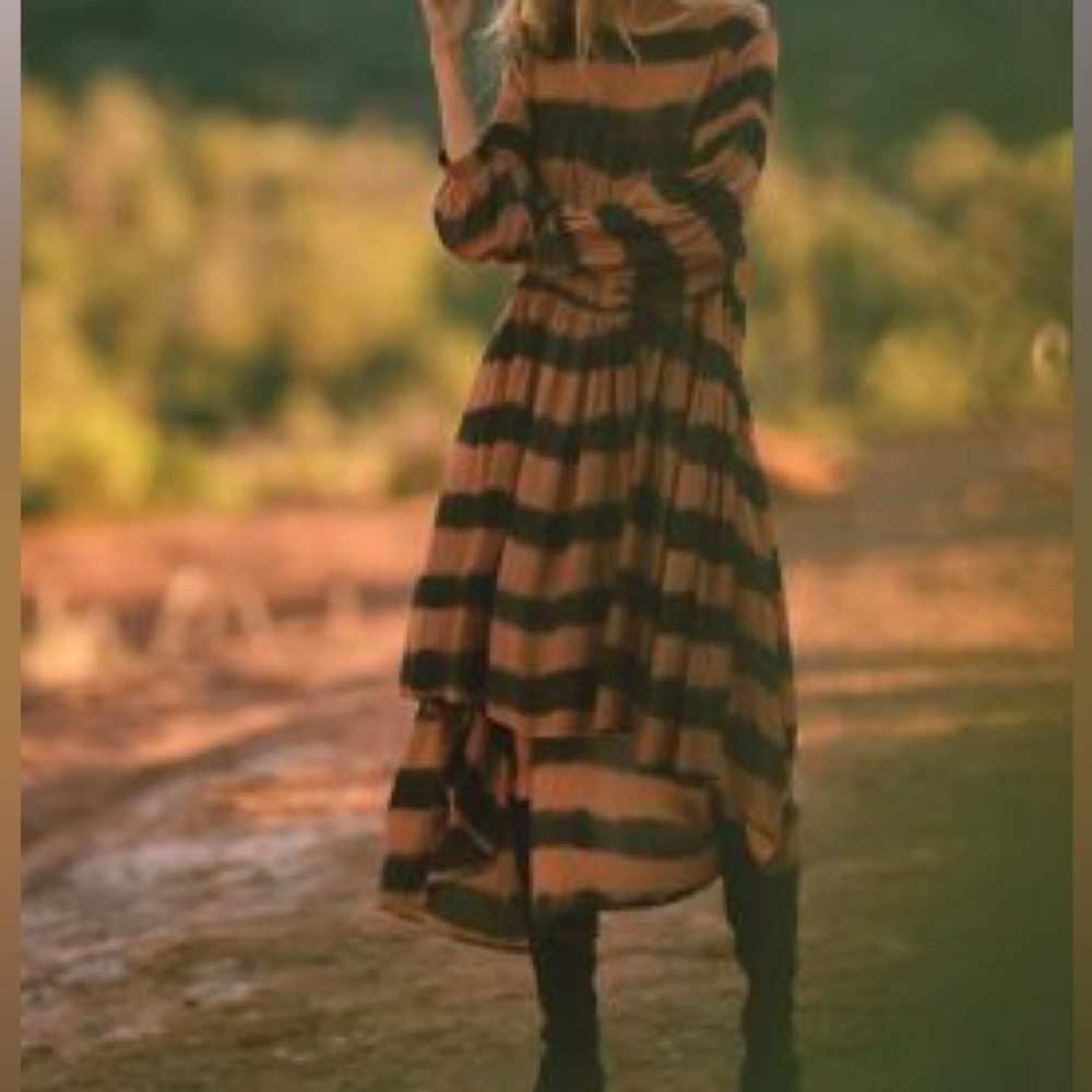 Norblack Norwhite Brown Striped High Low Dress